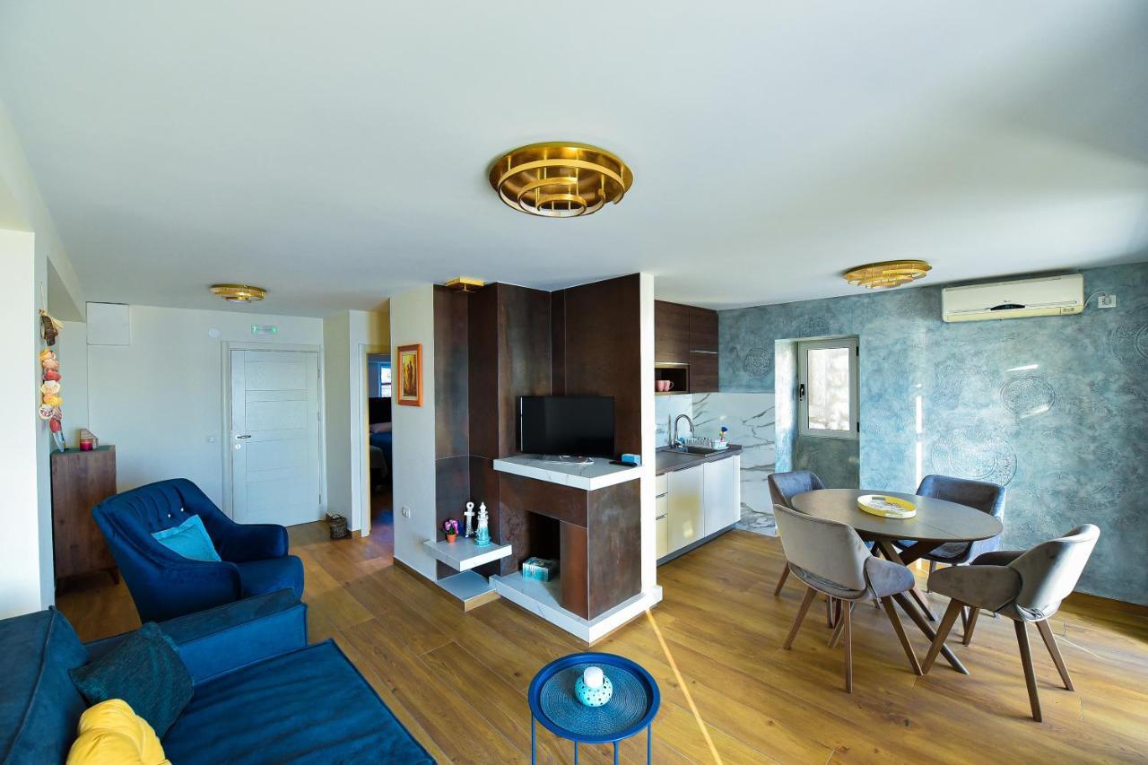 Apartments Galija Petrovac Lux Luaran gambar