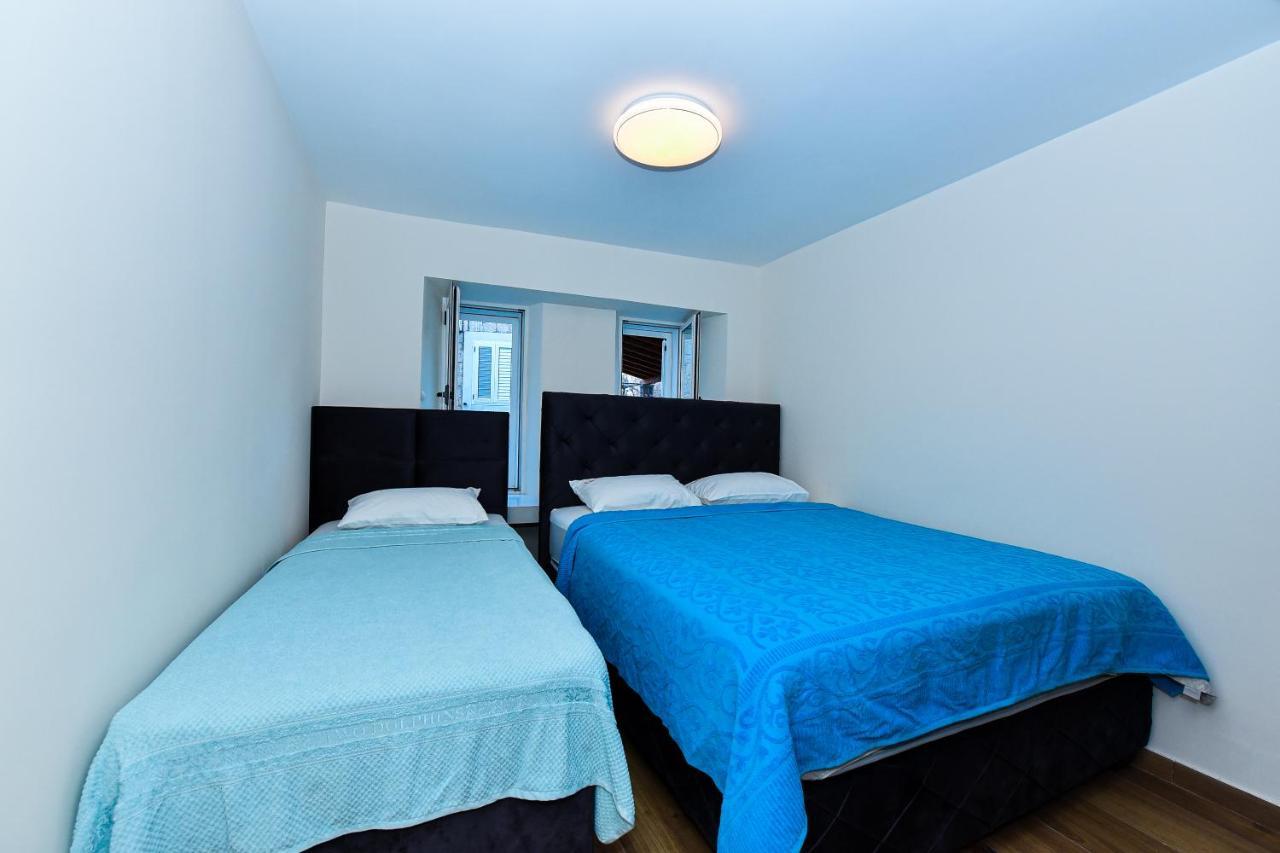 Apartments Galija Petrovac Lux Luaran gambar
