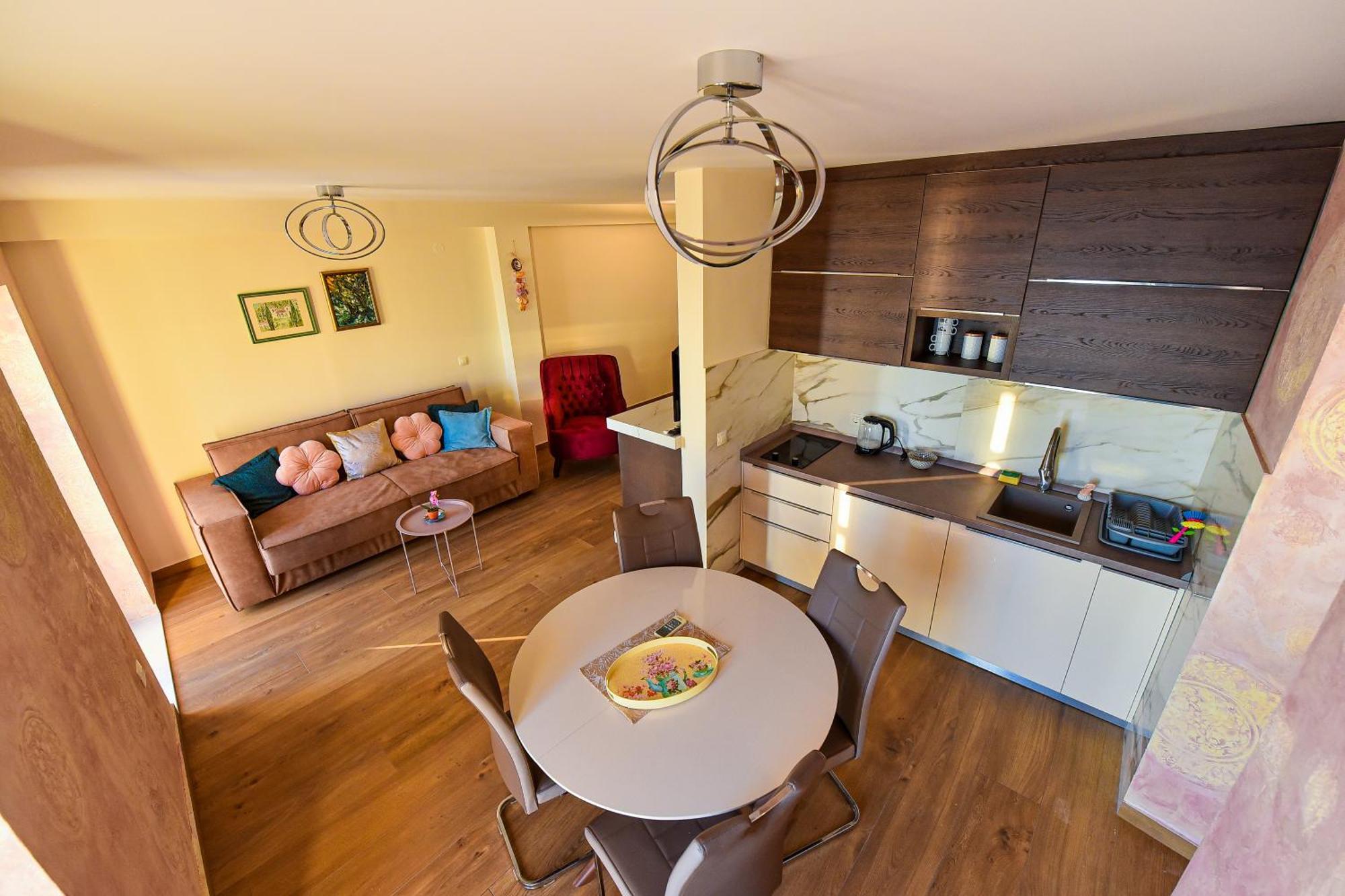 Apartments Galija Petrovac Lux Bilik gambar