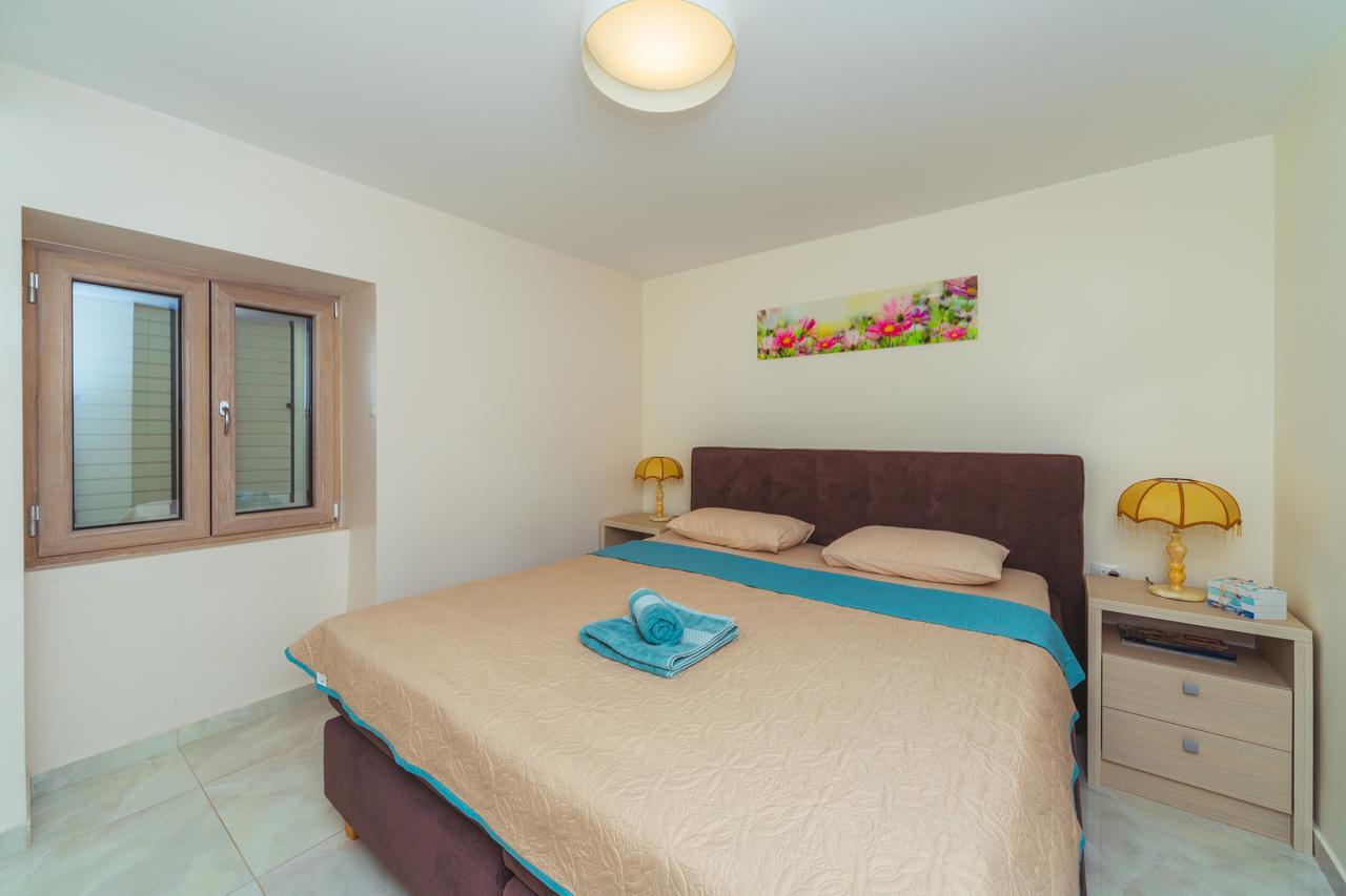 Apartments Galija Petrovac Lux Luaran gambar