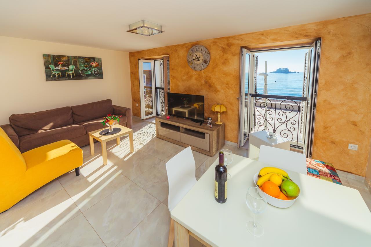 Apartments Galija Petrovac Lux Luaran gambar