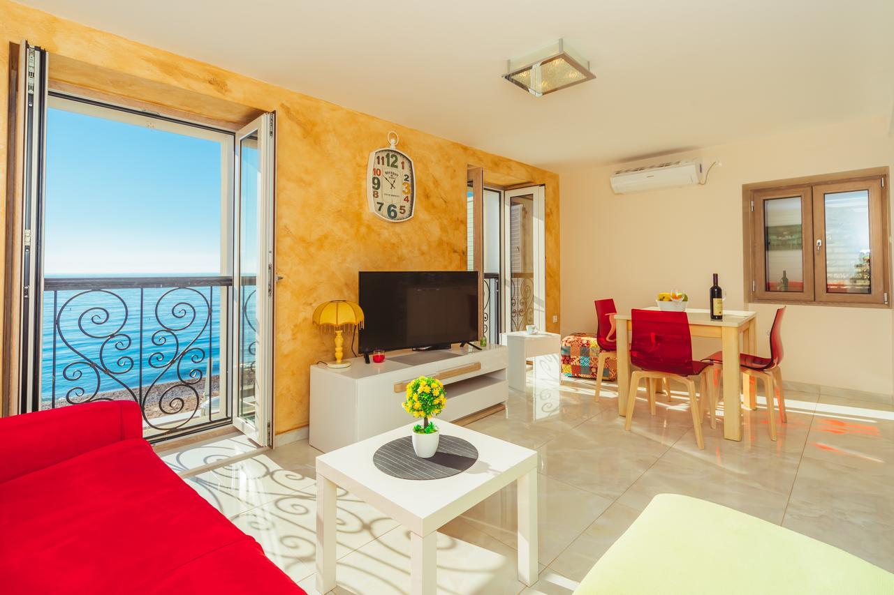 Apartments Galija Petrovac Lux Luaran gambar