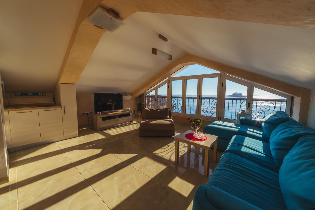 Apartments Galija Petrovac Lux Luaran gambar